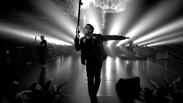 U2